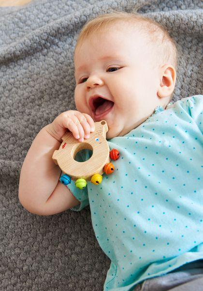 ХАБА Дървена бебешка дрънкалка Таралеж