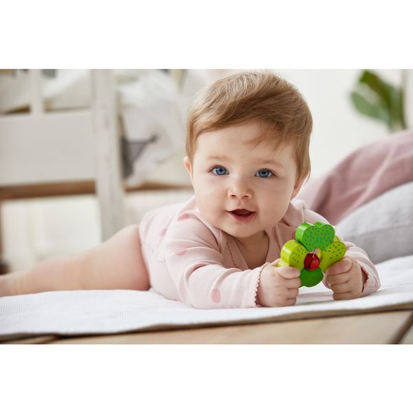 ХАБА дървена дрънкалка Детелина