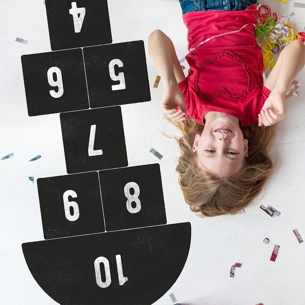 Pastelowe Love стикери за игра Хопскок в черно